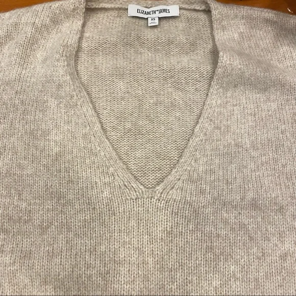 ELIZABETH AND JAMES belted V-neck oatmeal colored sweater - Picture 8 of 8